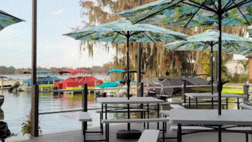 Lake Eustis Waterfront Grille